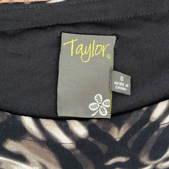 Extra pictures of Sleeveless Dress by Taylor - Picture 3 of 8